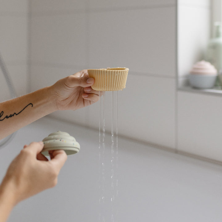 Jouet de cupcakes à mélanger et assortir pour enfants Mushie