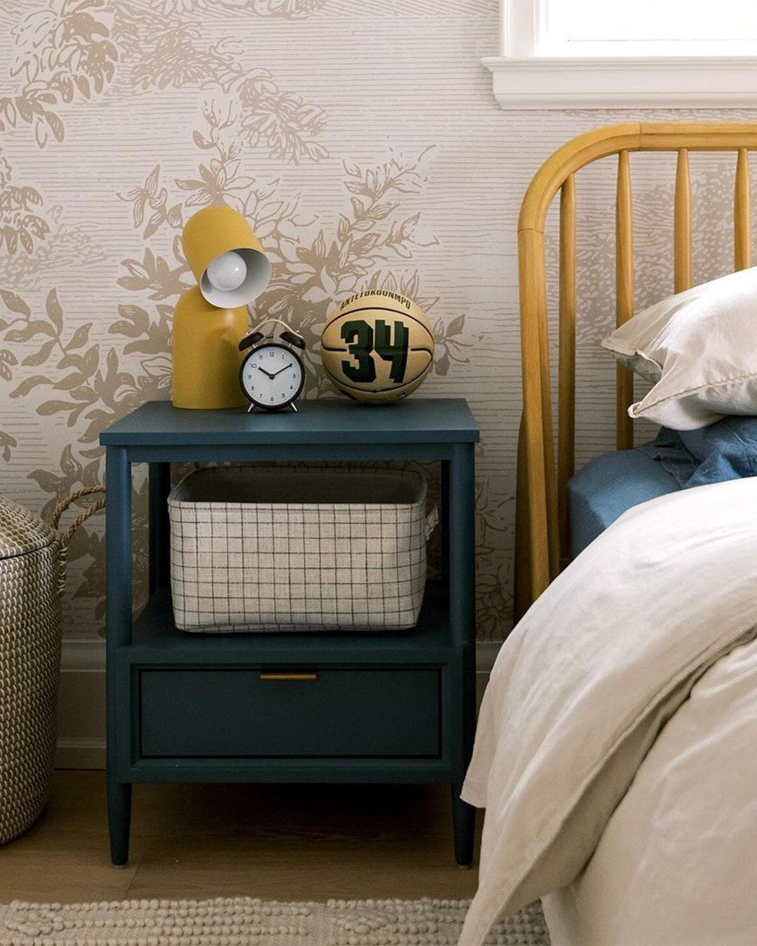 Corps d'enfant, fuseau en bois de chêne 