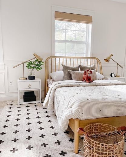 Corps d'enfant, fuseau en bois de chêne 