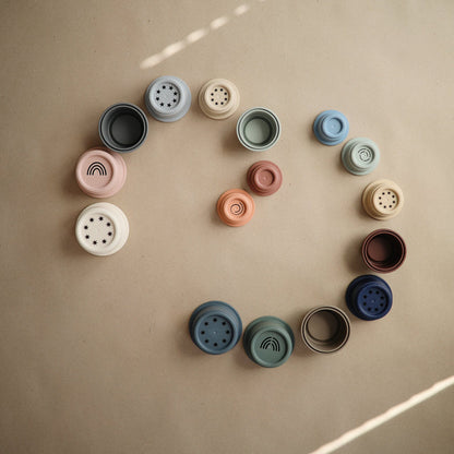 Gobelets empilables en forme de champignon pour enfants