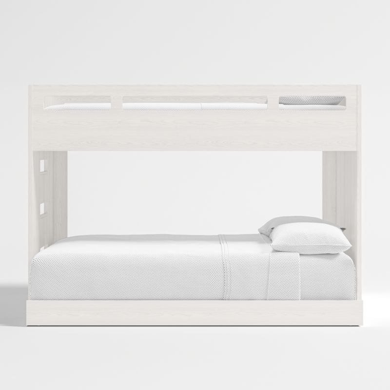 Lit en bois pour enfants avec échelle à gauche