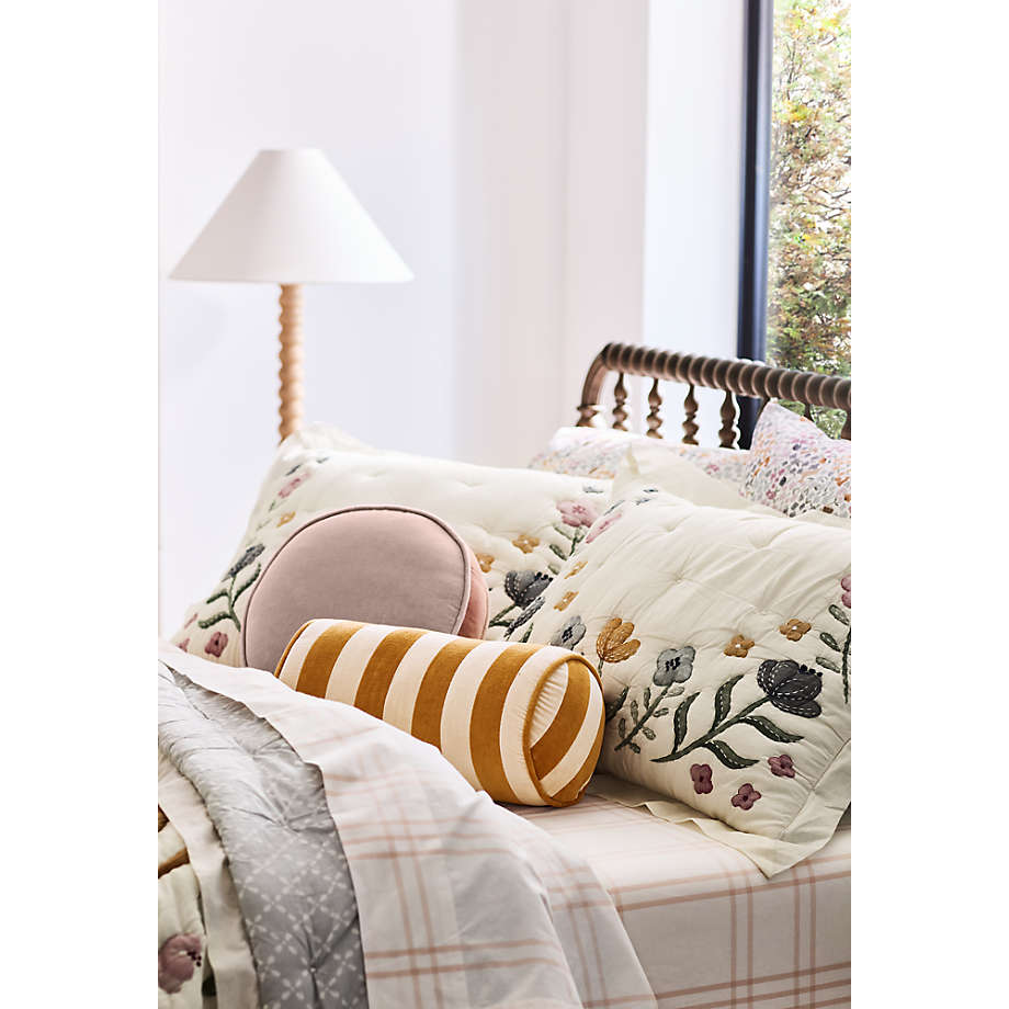 Coussin traversin en velours rayé Savannah Harriet pour enfants