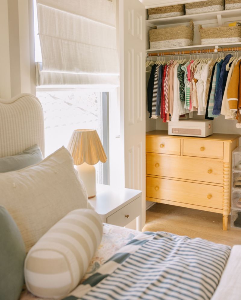 Commode étroite à 4 tiroirs en bois Jenny Lind pour enfants