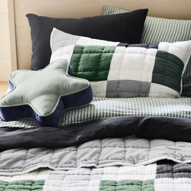 Coussin décoratif en velours en forme d'étoile Harriet pour enfants