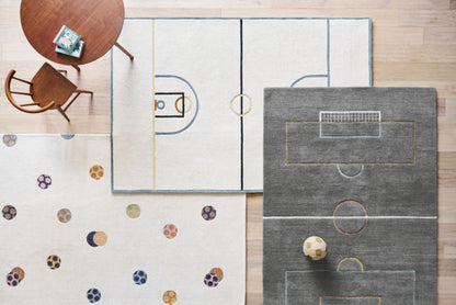 Terrain de football moderne pour enfants en laine colorée