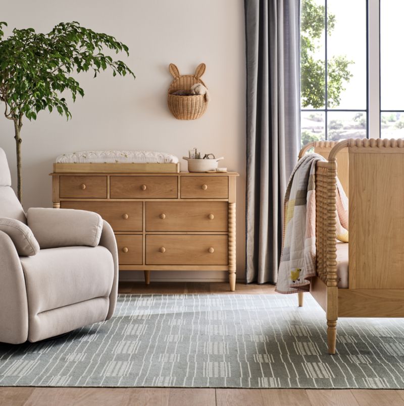 Commode à 7 tiroirs larges en bois d'érable Jenny Lind pour enfants