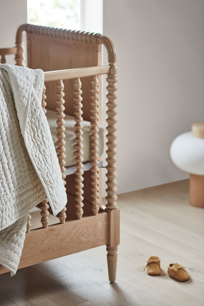 Lit bébé convertible en bois Jenny Lind Heirloom