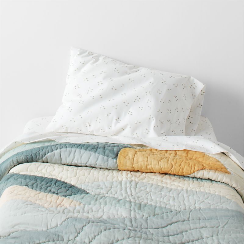 Couverture de berceau en coton biologique matelassée à la main, motif nuage de bébé