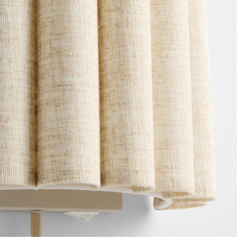 Applique murale à brancher Emme en lin plissé pour enfants