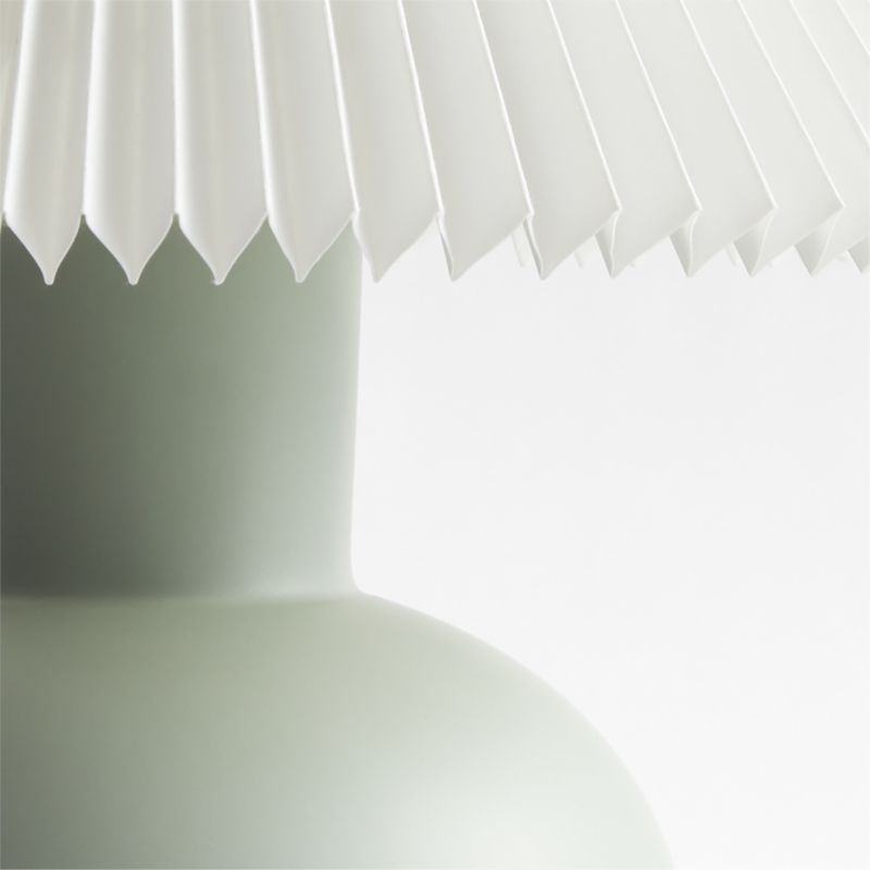 Lampe de table enfant en céramique cannelée Flo