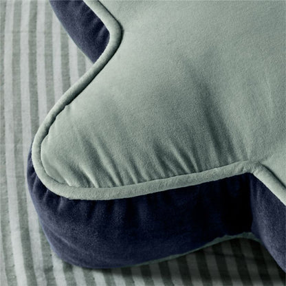 Coussin décoratif en velours en forme d'étoile Harriet pour enfants