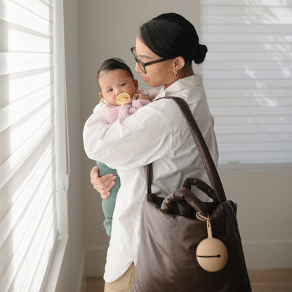 Étui à sucette en silicone Baby Mushie
