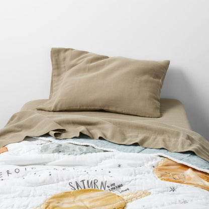 Couverture de berceau en coton biologique sur le thème de l'espace pour bébé