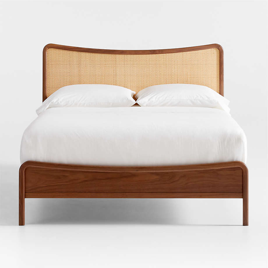 Lit pour enfants Rainey en noyer et rotin naturel